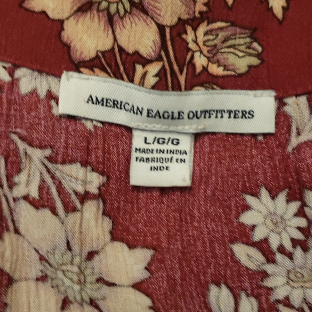 Clothes - Picture 3 of 3